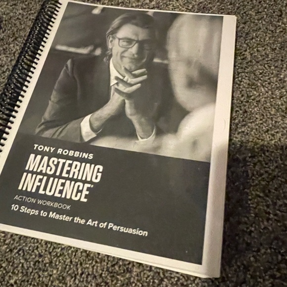 Tony Robbins course workbooks brand new - Picture 3 of 4